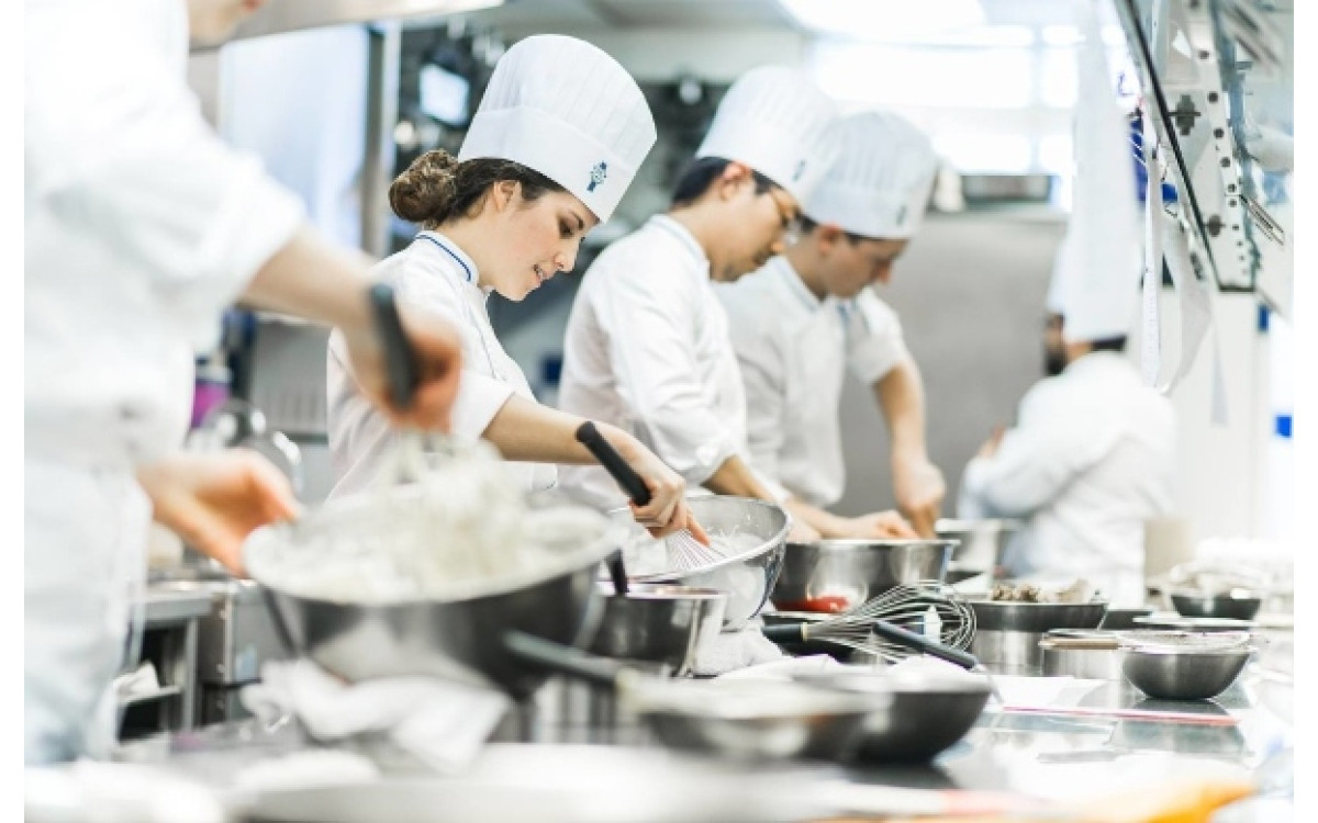 c&aacute;ch quản l&yacute; bếp ăn c&ocirc;ng nghiệp