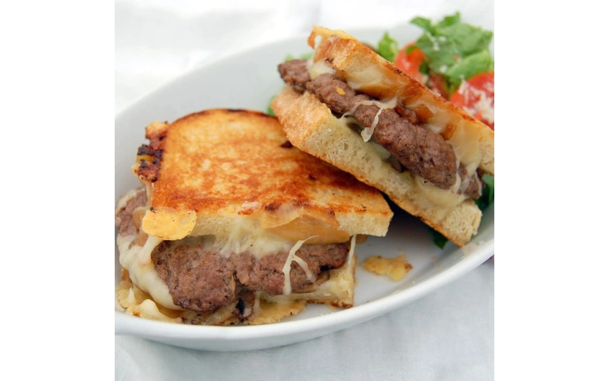 B&aacute;nh m&igrave; sandwich ăn với g&igrave;?