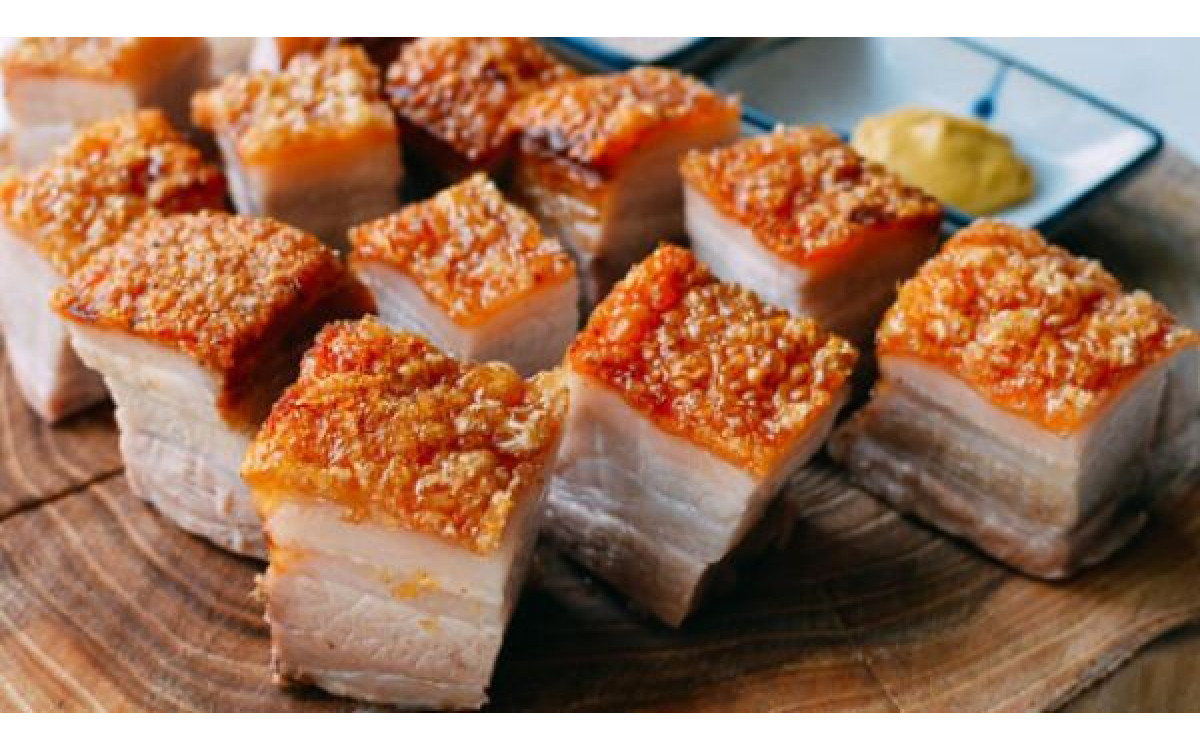 B&iacute; quyết l&agrave;m heo quay bằng nồi chi&ecirc;n kh&ocirc;ng dầu da gi&ograve;n rụm