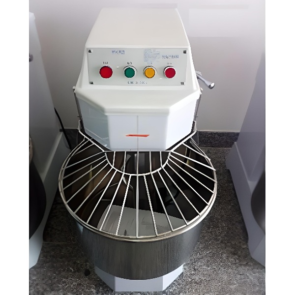M&aacute;y đ&aacute;nh bột c&agrave;ng xoắn 15Kg