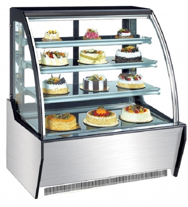 Sử dụng tủ trưng b&agrave;y gi&uacute;p bảo quản b&aacute;nh kem được l&acirc;u hơn