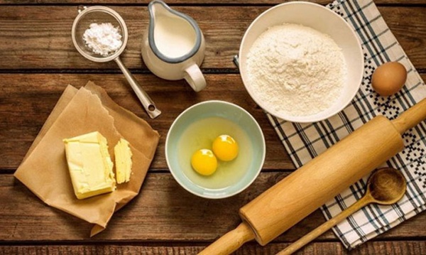 Chuẩn bị nguyên liệu làm bánh mì