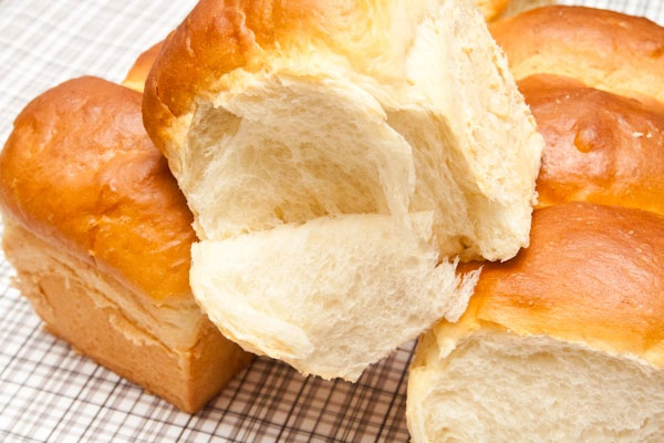 B&aacute;nh m&igrave; Hokkaido nguy&ecirc;n c&aacute;m