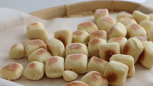 Làm bánh mì mini không cần lò nướng