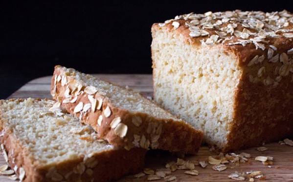 B&aacute;nh m&igrave; yến mạch 